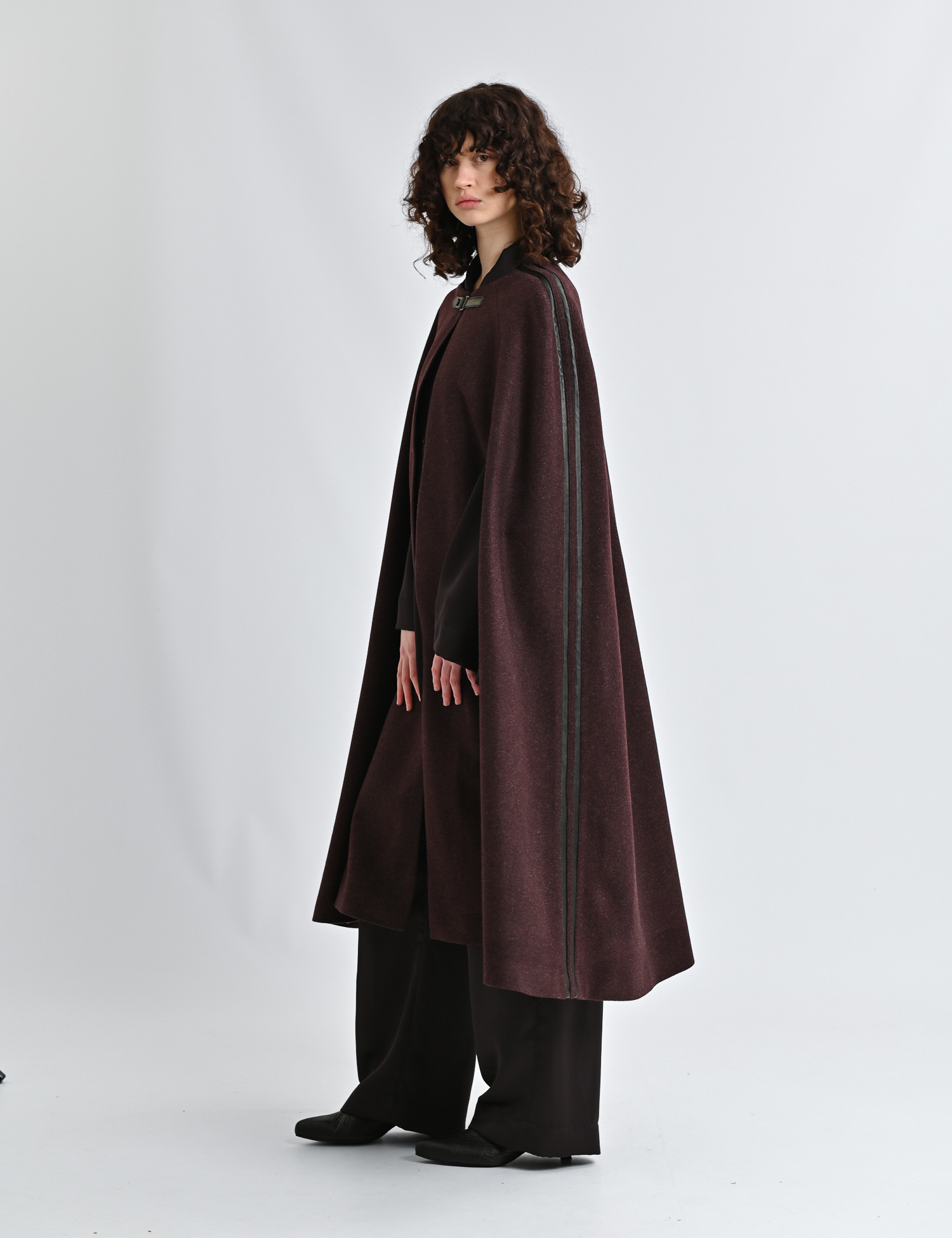 Картинка Кейп бордовий